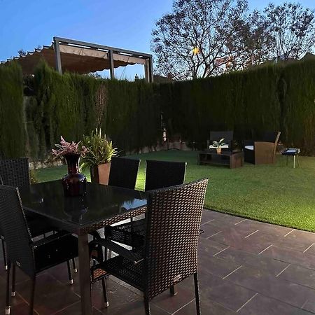 Modern 5-Bedroom Villa With Pool Montequinto エクステリア 写真