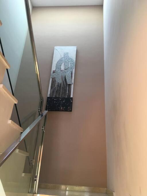 Modern 5-Bedroom Villa With Pool Montequinto エクステリア 写真
