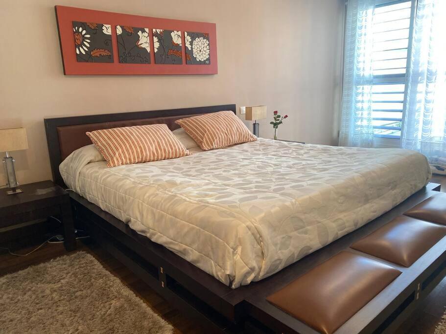 Modern 5-Bedroom Villa With Pool Montequinto エクステリア 写真