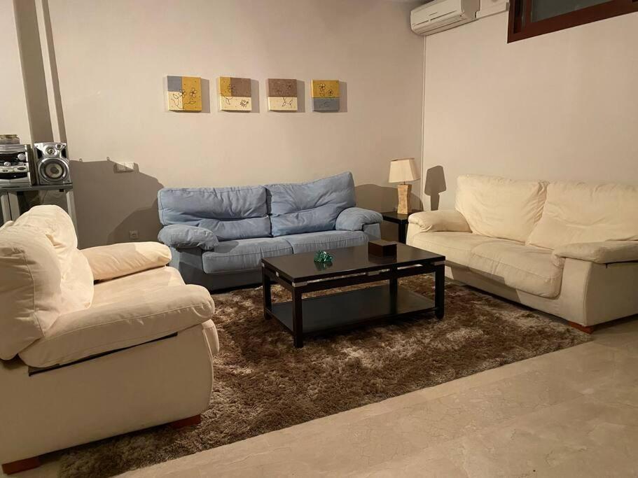 Modern 5-Bedroom Villa With Pool Montequinto エクステリア 写真