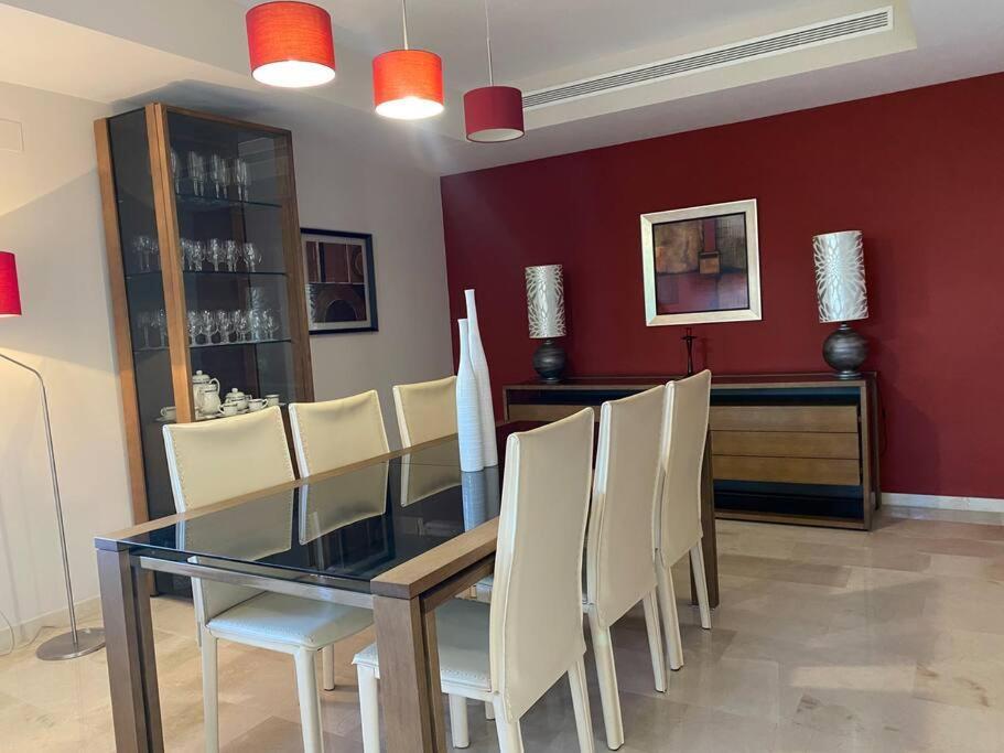 Modern 5-Bedroom Villa With Pool Montequinto エクステリア 写真